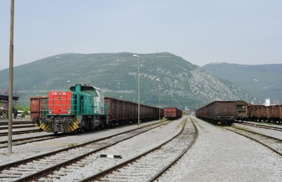 {short description of image}